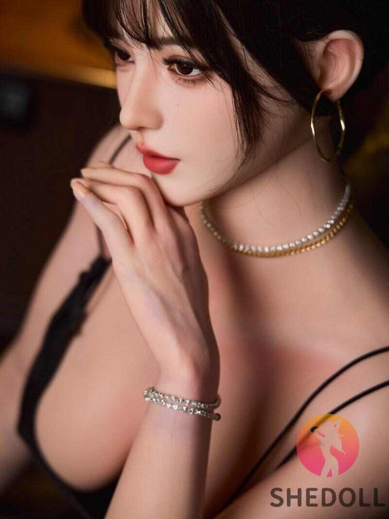 [SHEDOLL] Moony (SU YUE-NING) 165cm | E-cup Black Lace Mini Dress · Seamed Stockings · Voluptuous Curves · Hair Implantation + Heating · Pure-Yuri Night Companion